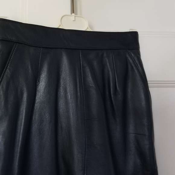 Vintage Leather Pencil Skirt - Picture 4 of 5